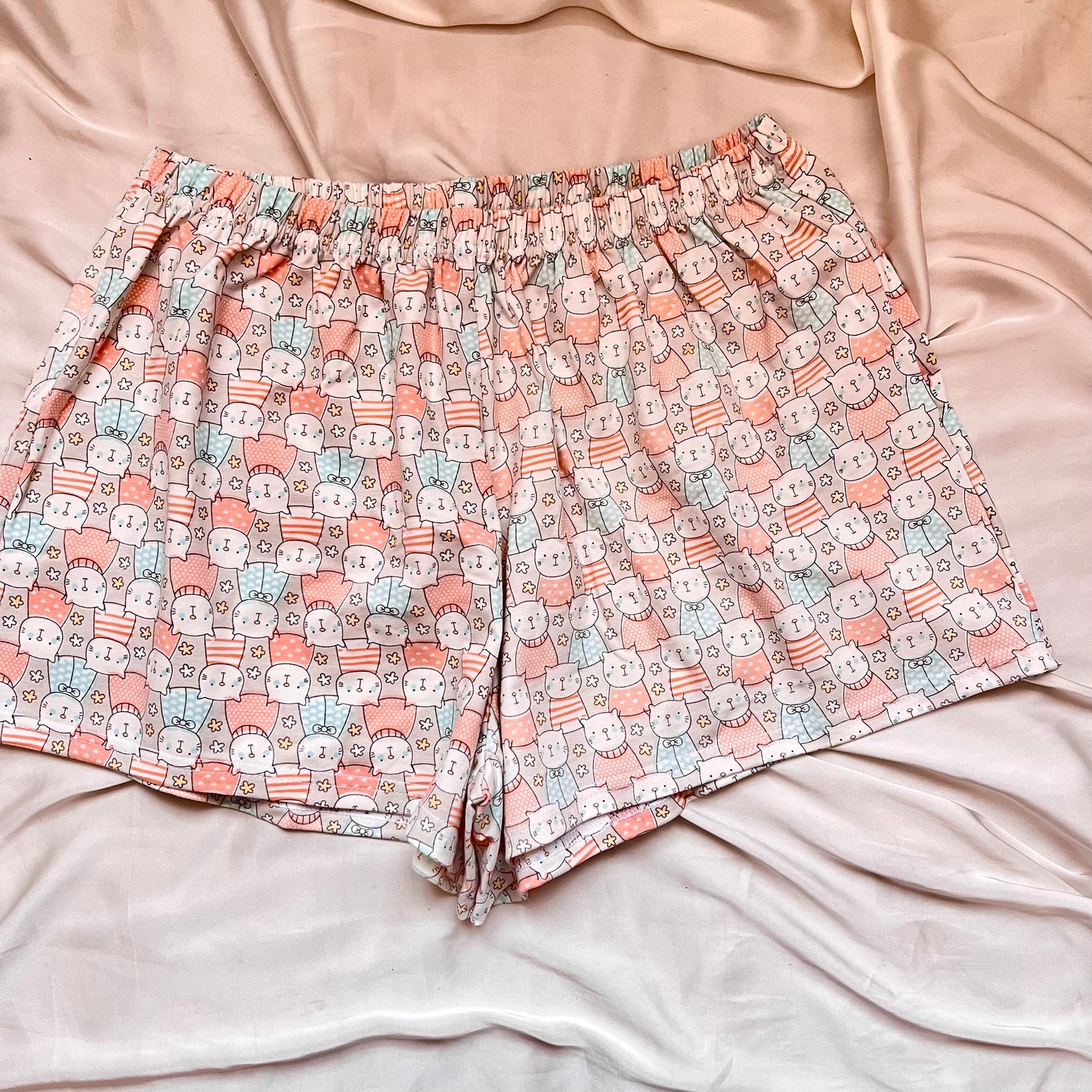 Cats Shorts Orange