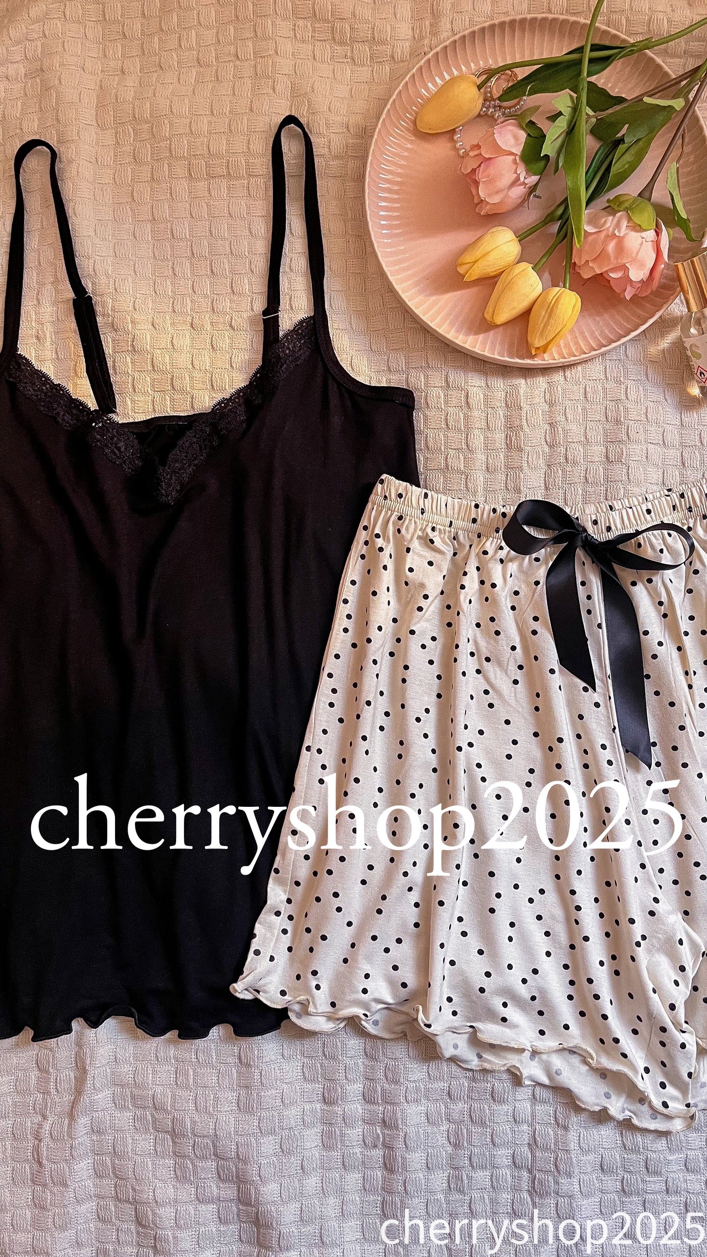 Black Dotted Short Pj