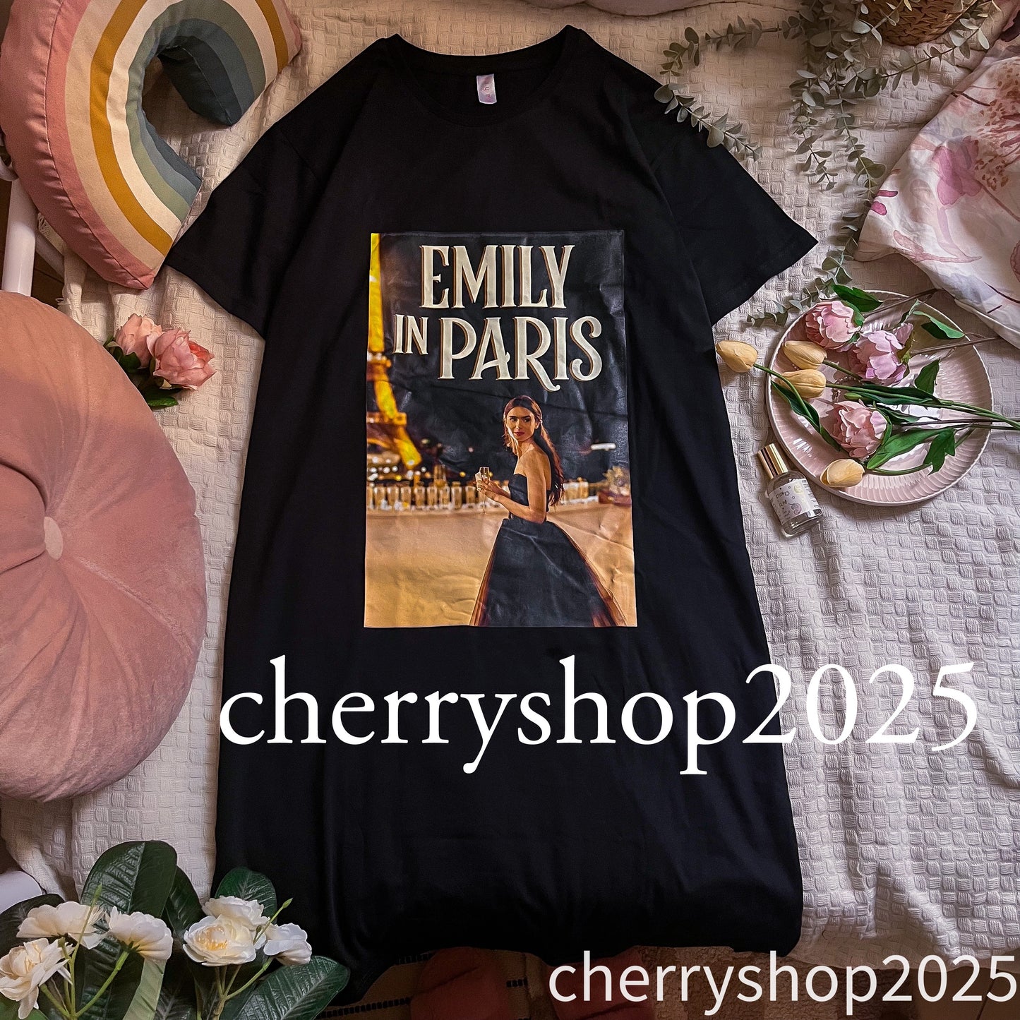 نايت شيرت Emily In Paris