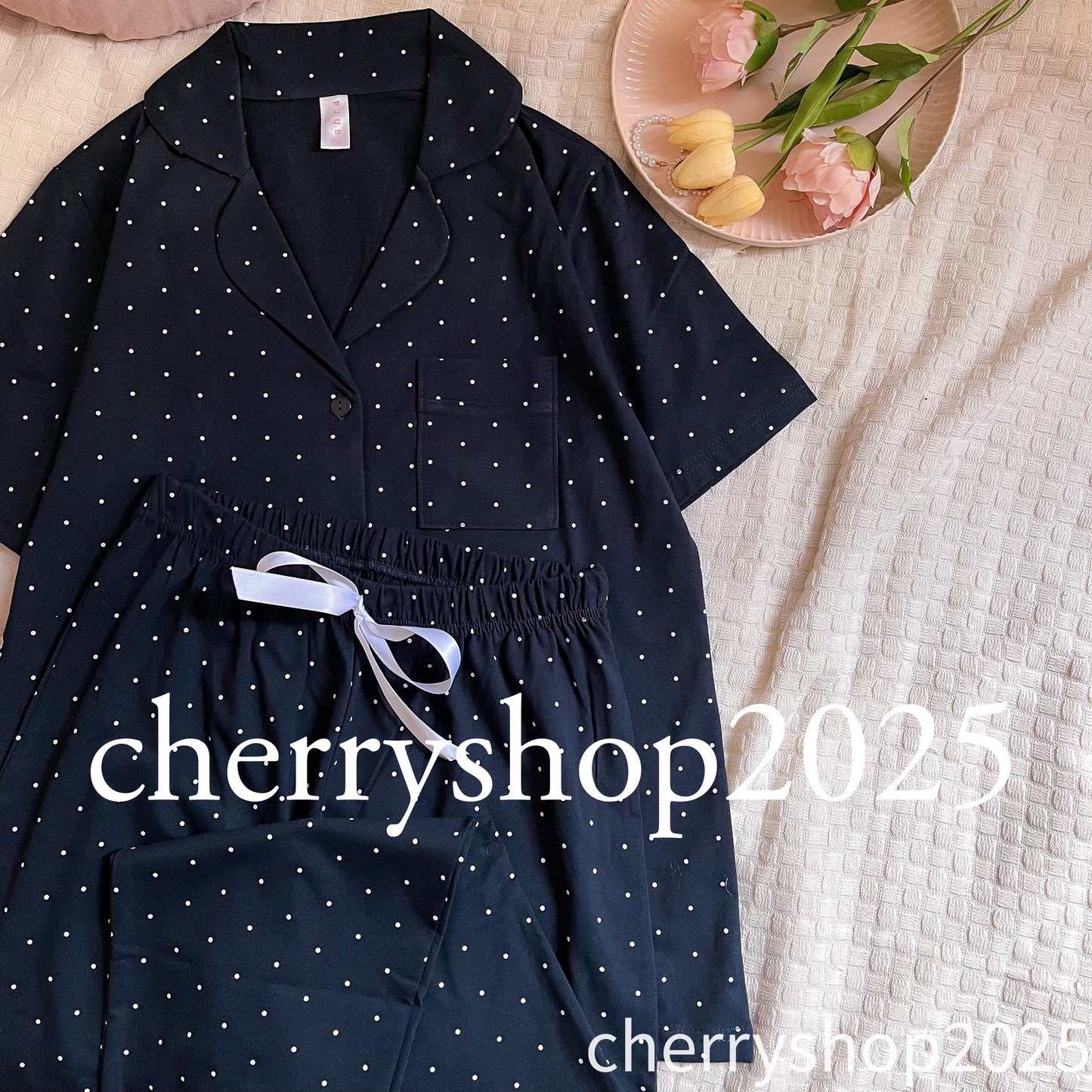 Dotted Classic Blue
