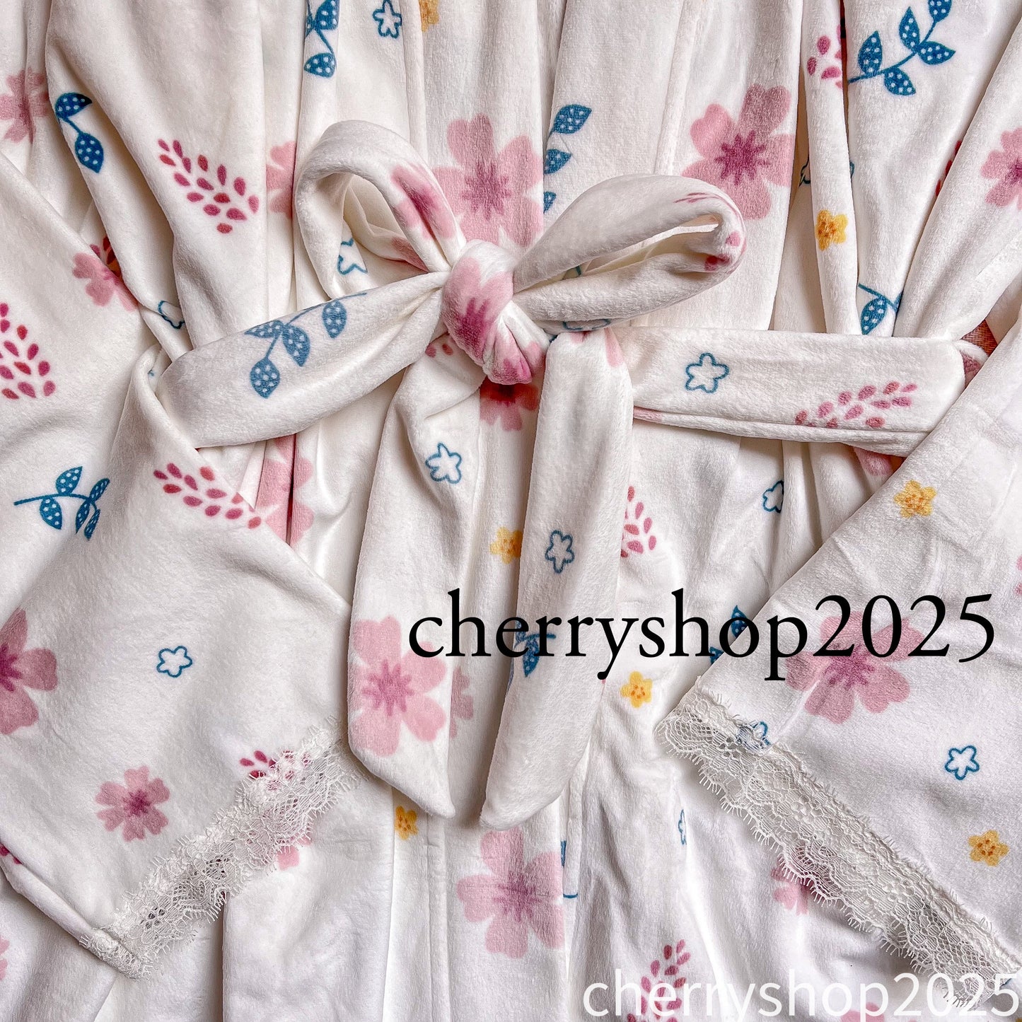 Robe Bridal White Flowers pjs robe