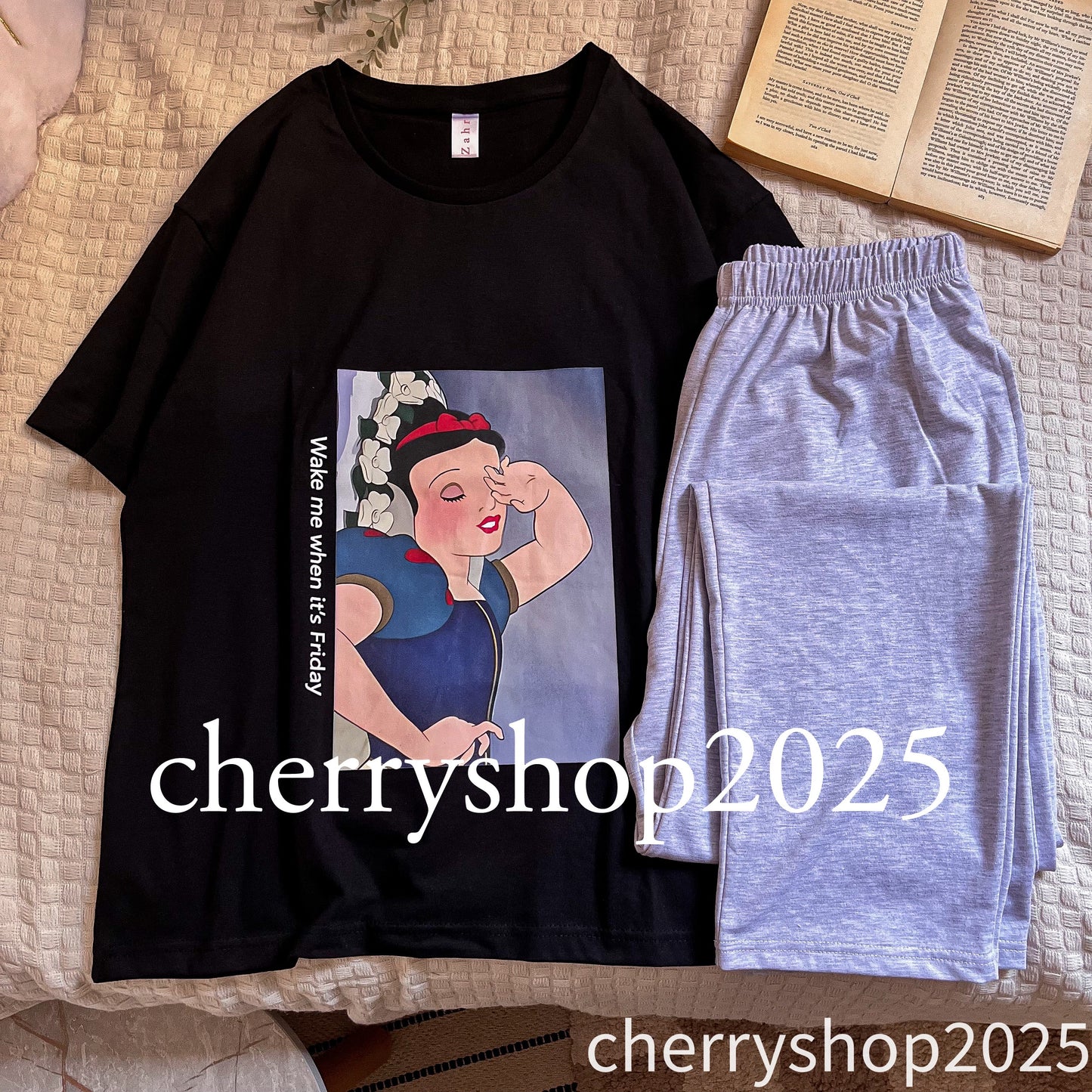 Sleeping Beauty Pj بيجامة نص كم