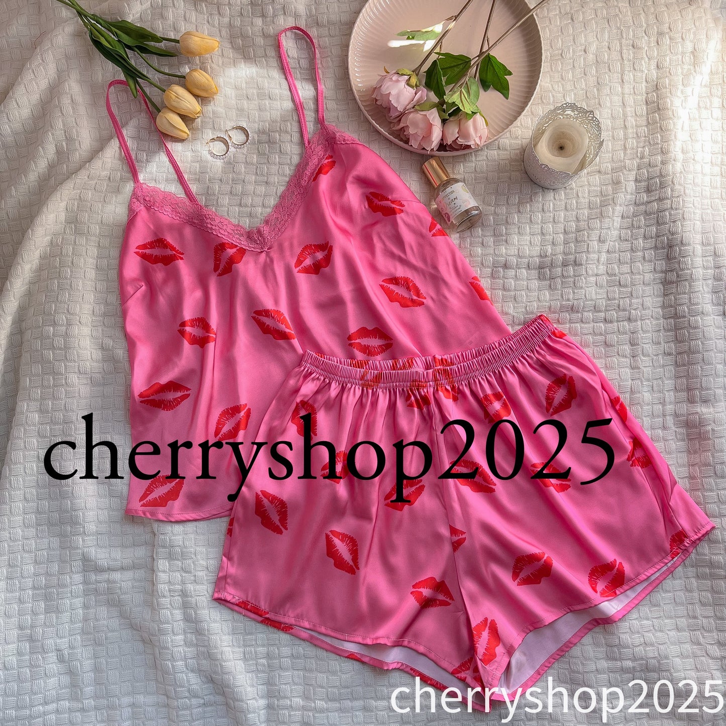 Kisses Satin PJ بيجامة البوسة