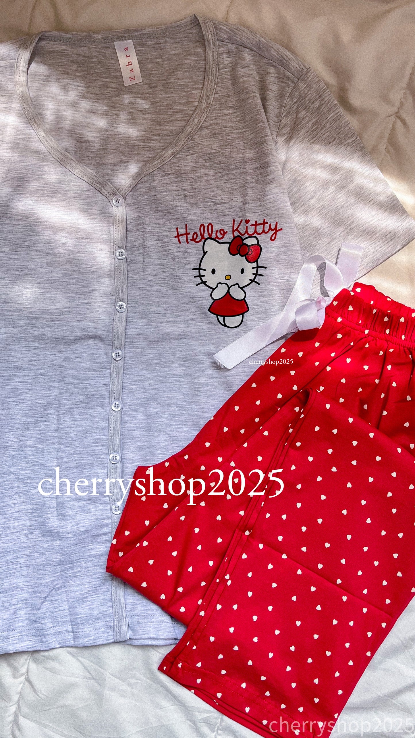 بيجامة Hello Kitty نص كم