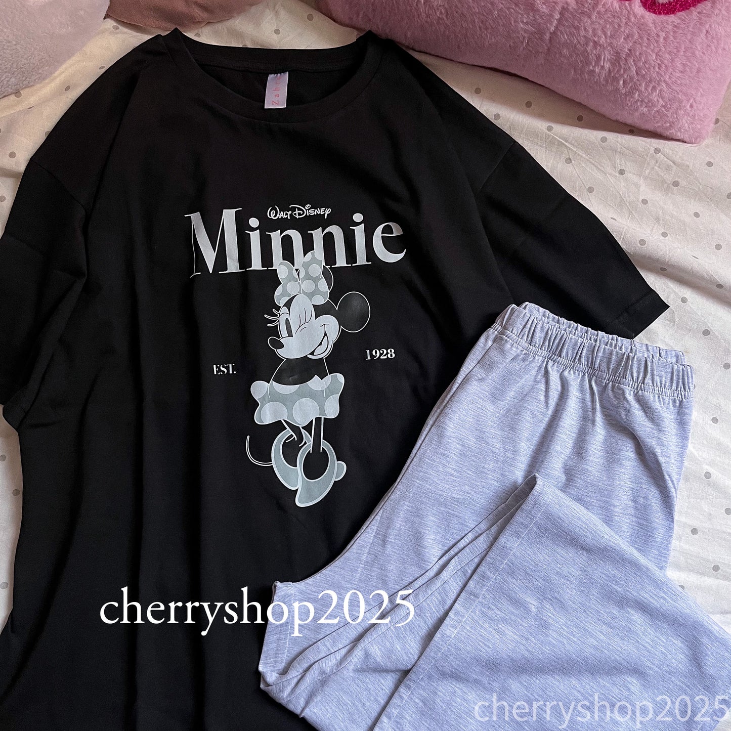 Oversize Minnie Mouse T-Shirt Pajamas
