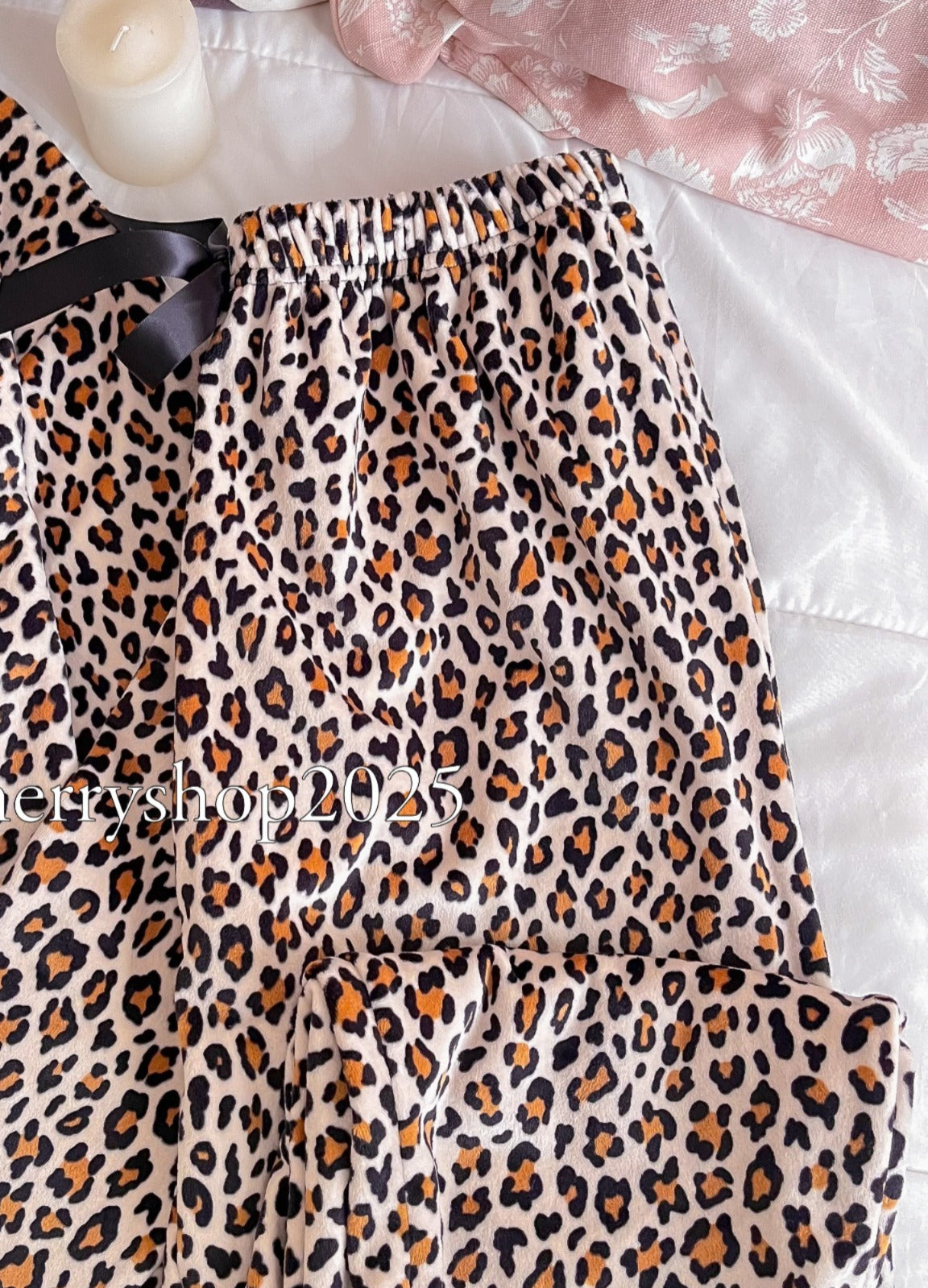 Leopard بنطلون فقط