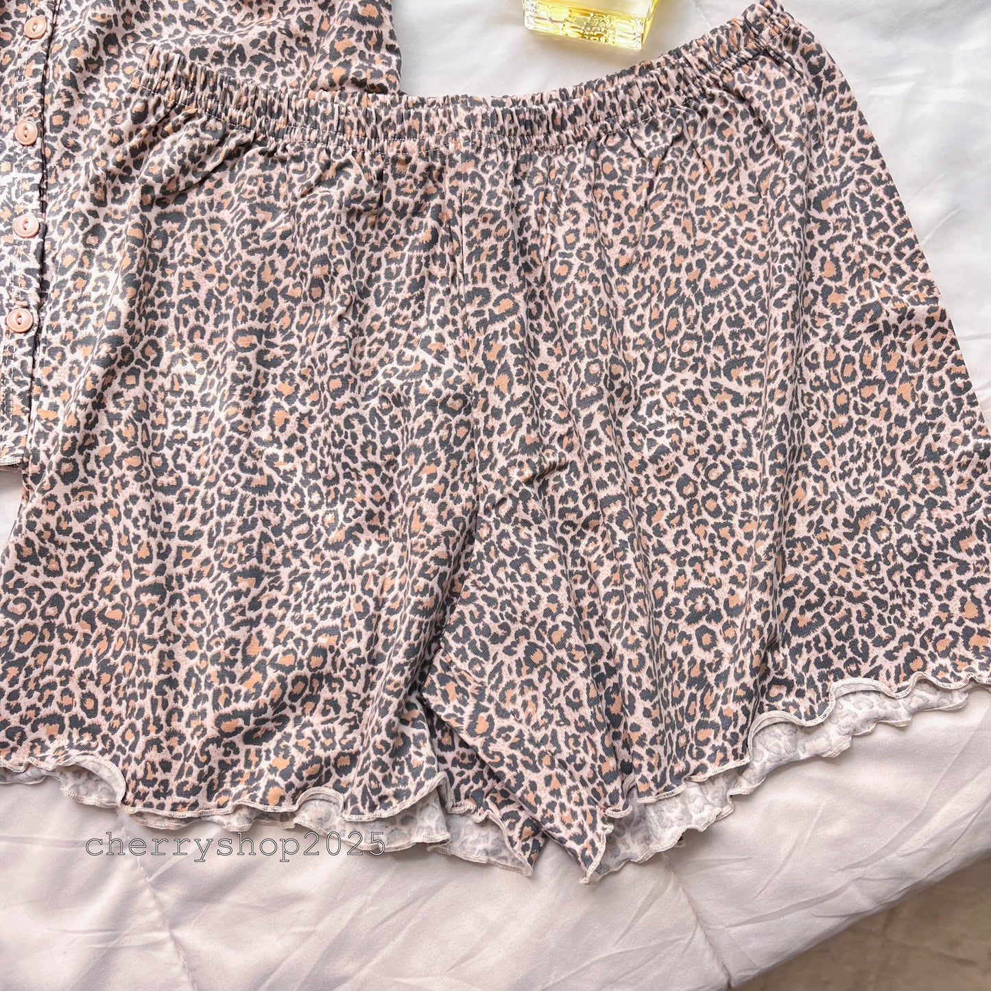 Wild Short Set