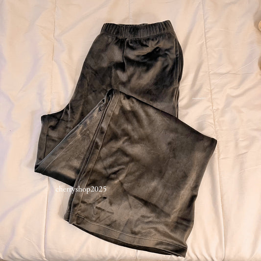 بنطلون قطيفة زيتي