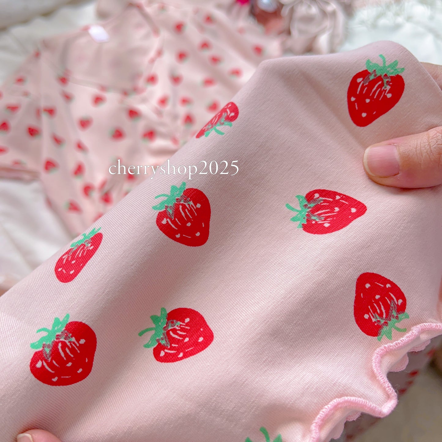Strawberry Pj نص كم