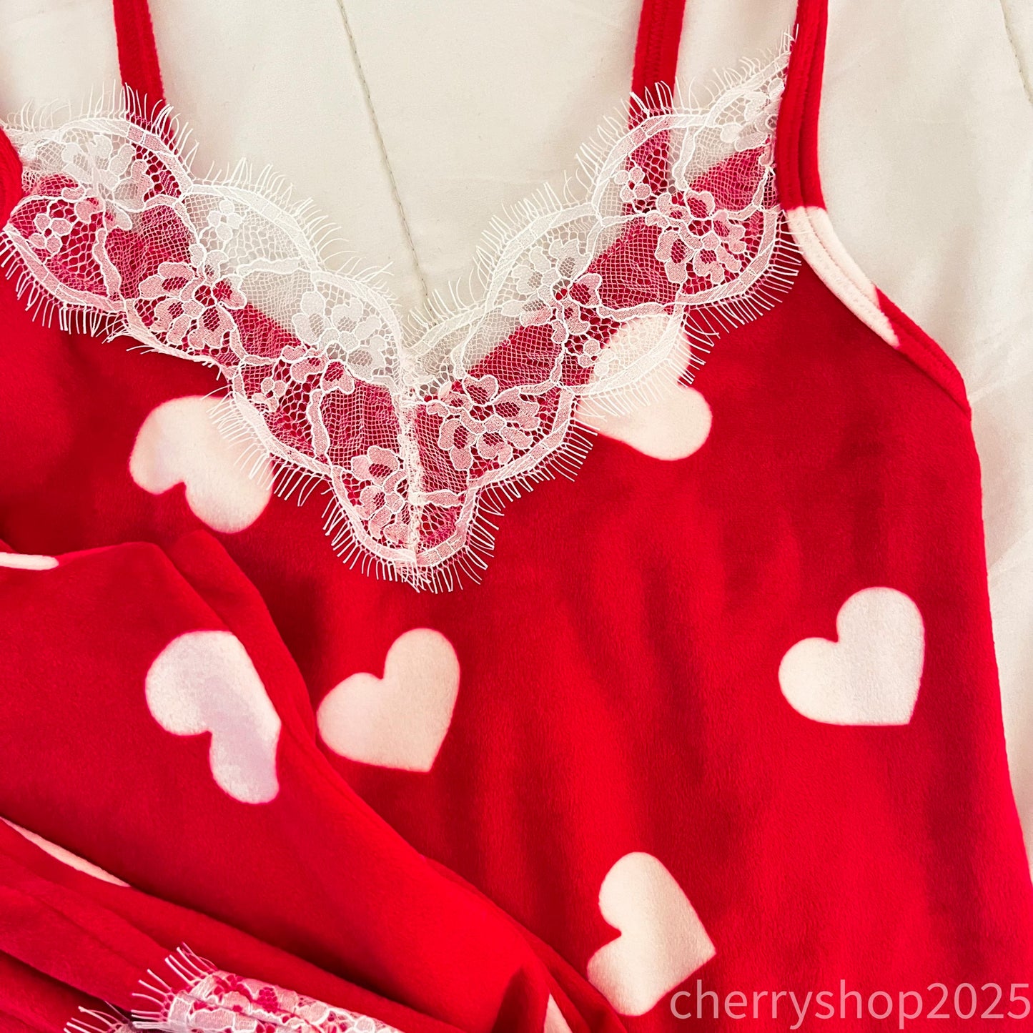 Velvet Red hearts Set 2pcs