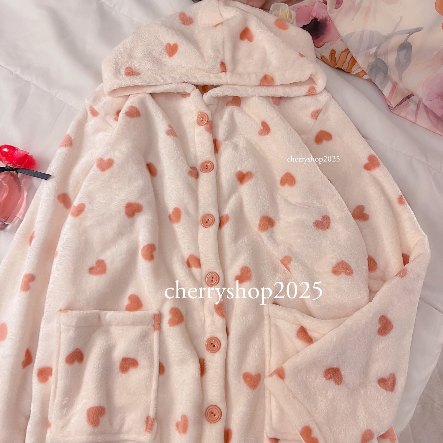 Creamy Hearts Blanket