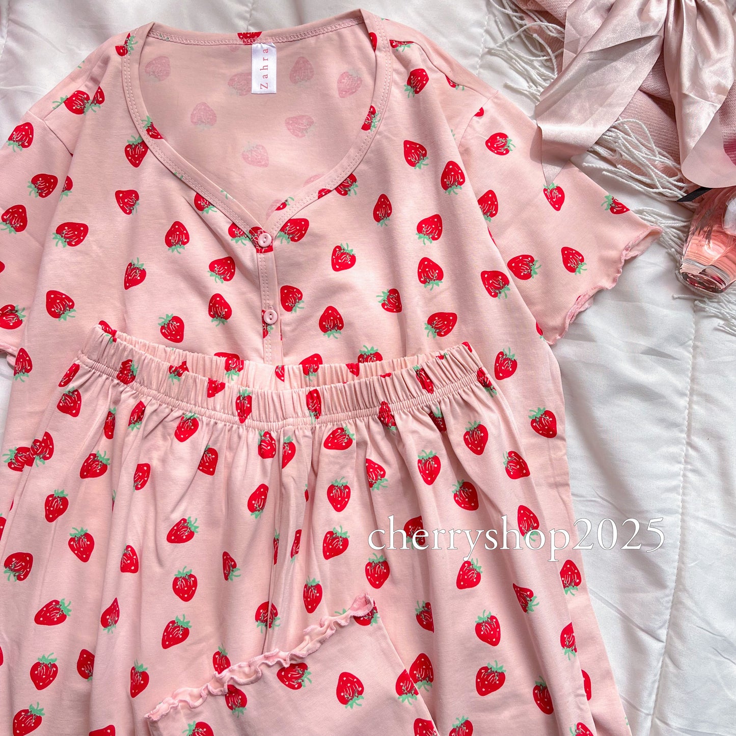 Strawberry Pj نص كم
