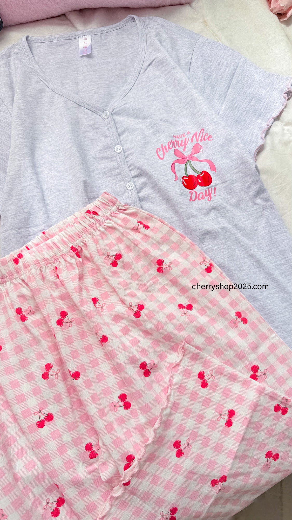 Cherry Nice Day بيجامة برمودا