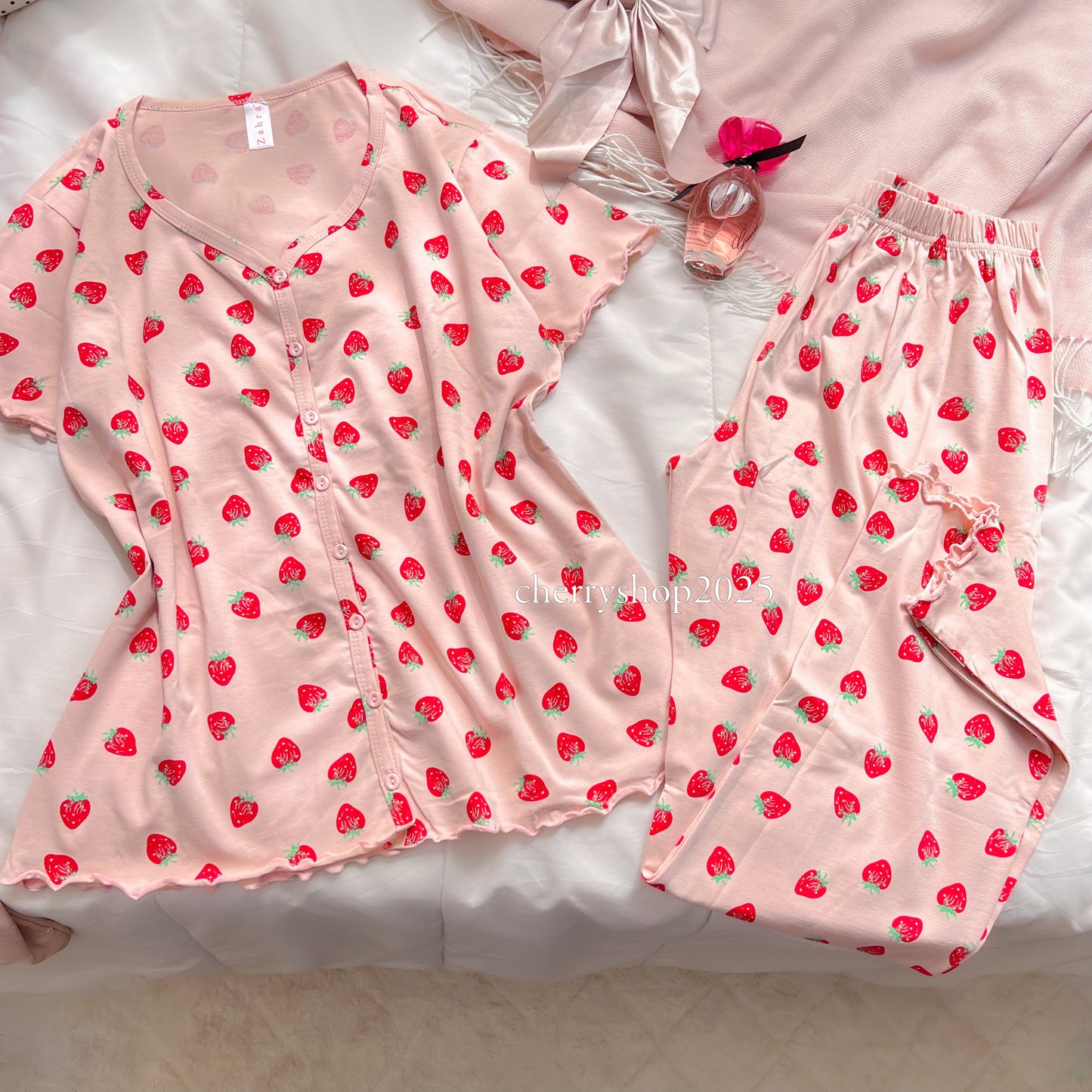 Strawberry Pj نص كم