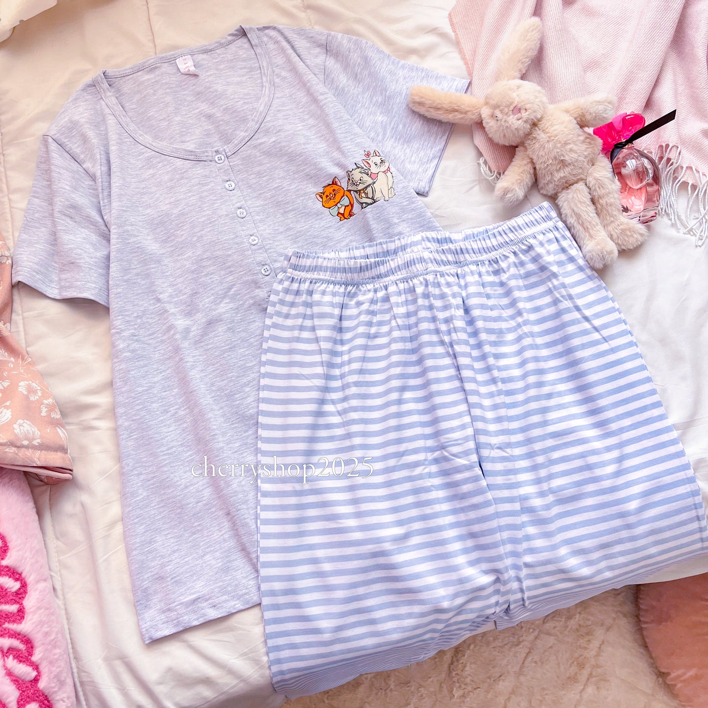 Three Kitten PJ نص كم