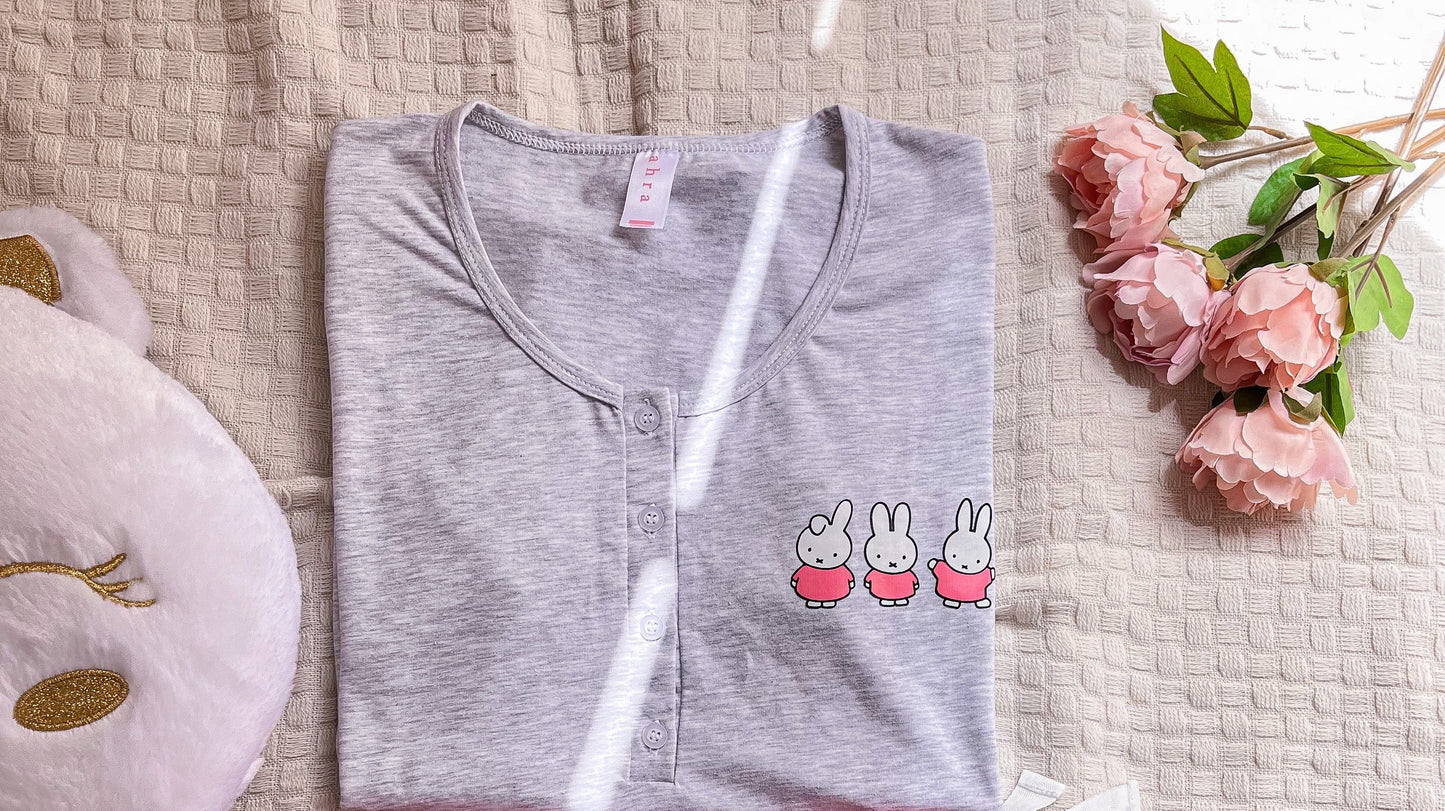 Three Bunnies تيشرت نص كم