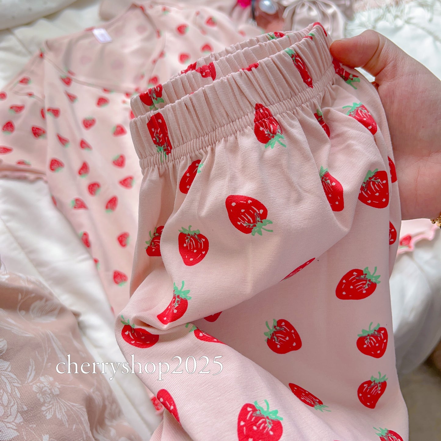 Strawberry Pj نص كم