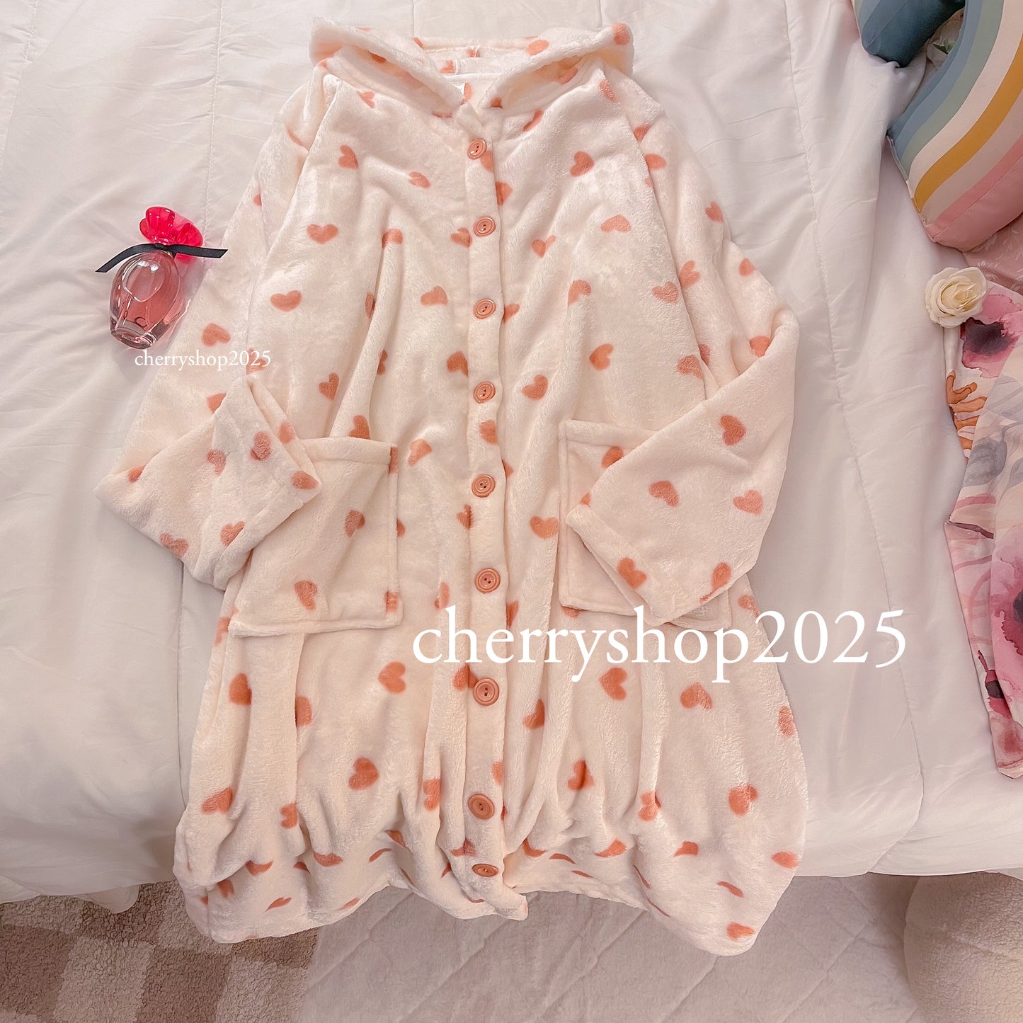 Creamy Hearts Blanket