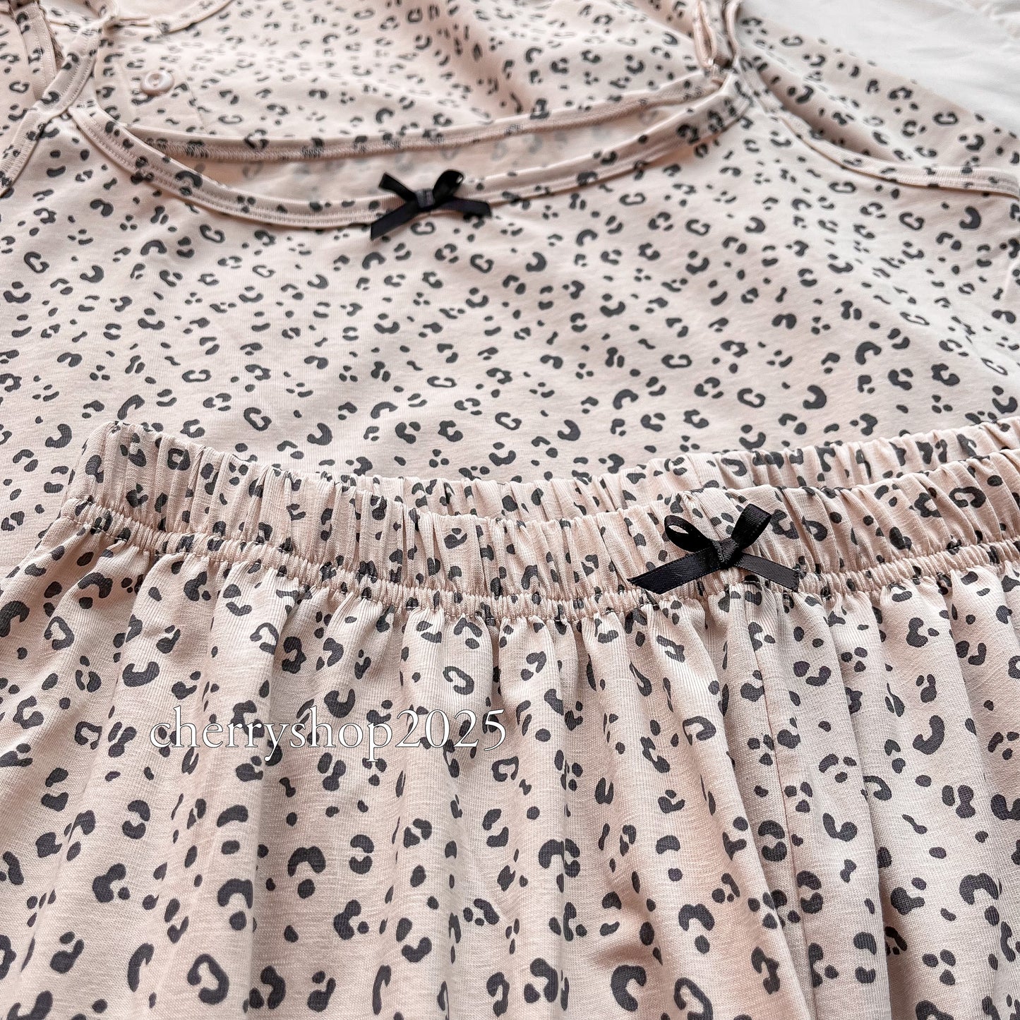 Vanilla Leopard Set