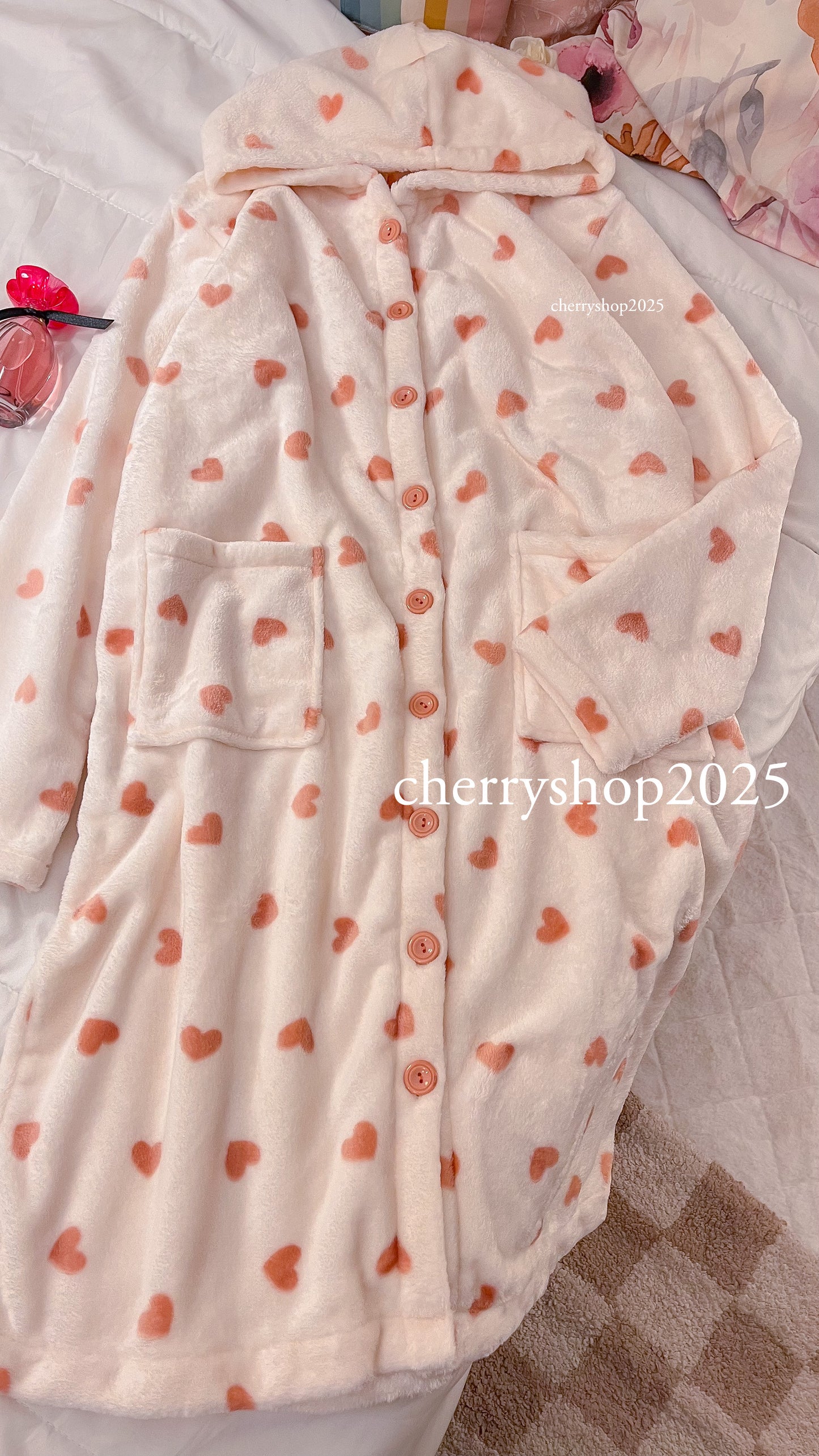 Creamy Hearts Blanket