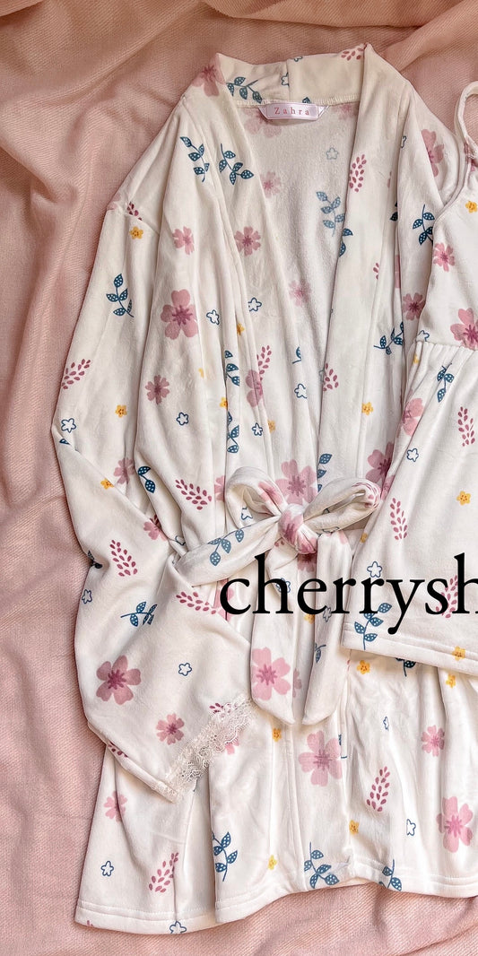 Robe Bridal White Flowers pjs robe