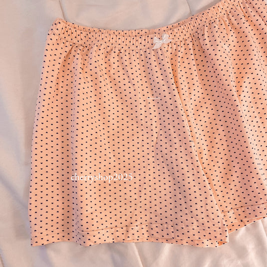 شورت قلوب سيمون