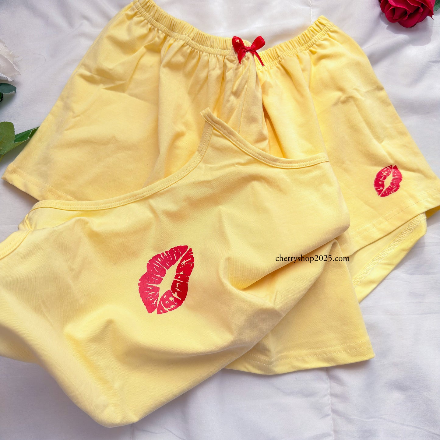 Yellow Kiss Short PJ