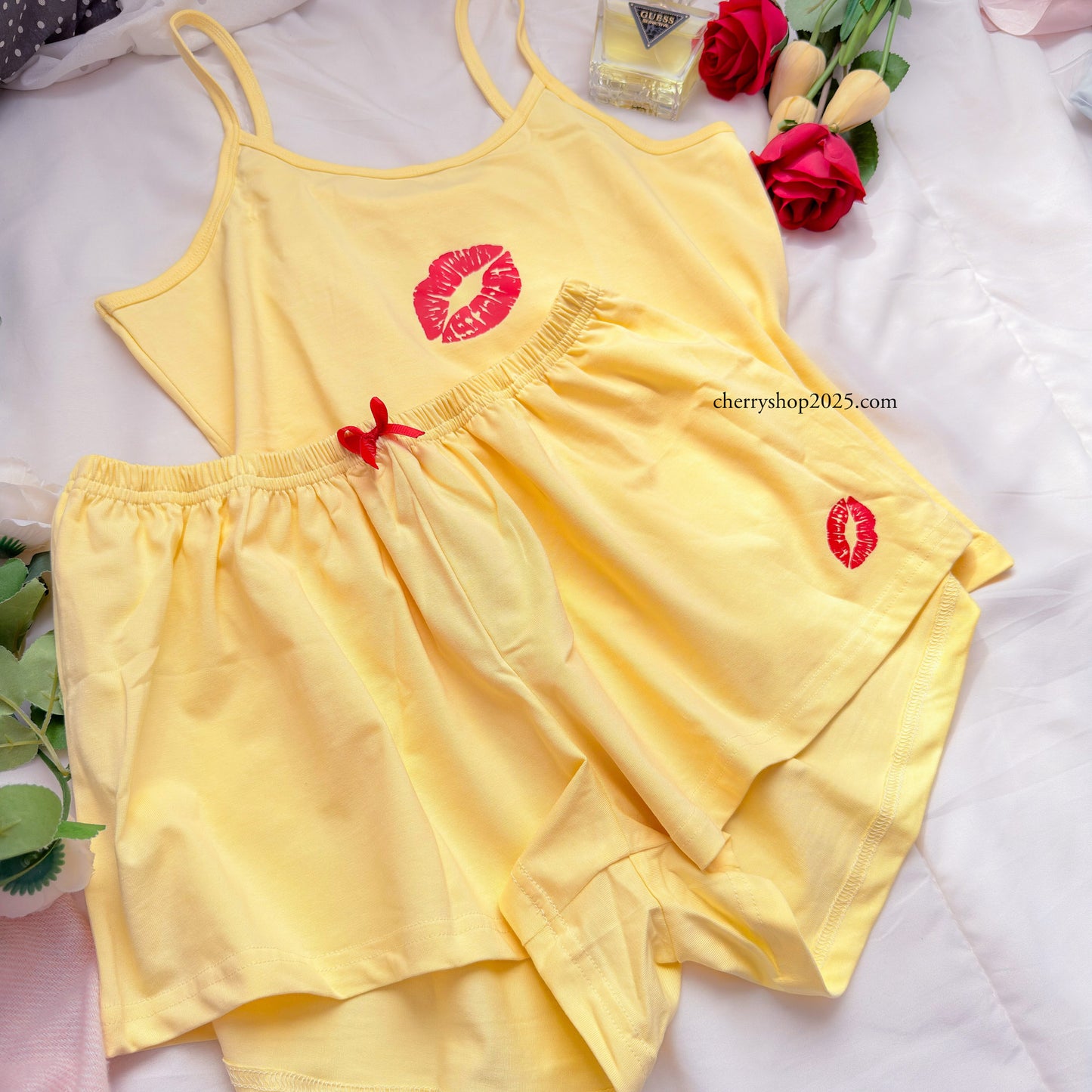 Yellow Kiss Short PJ