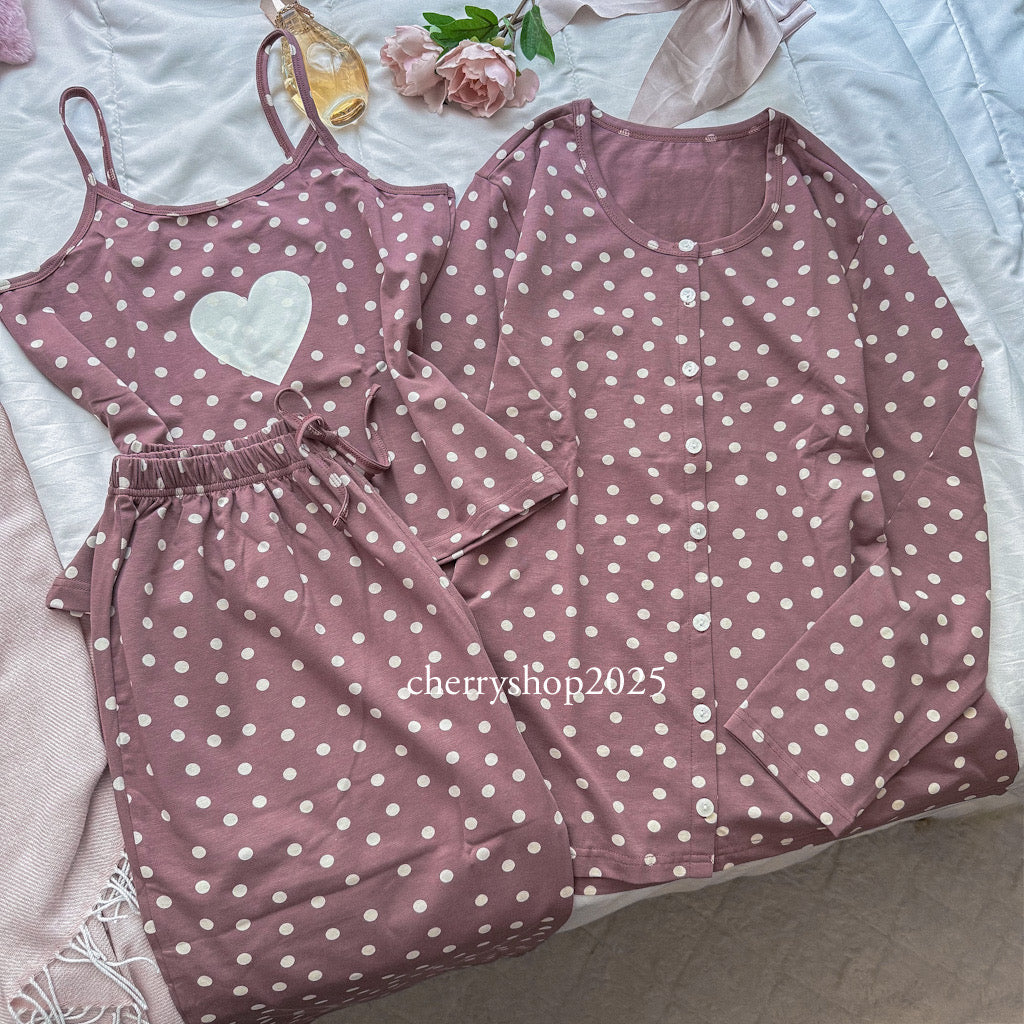 White top and striped salmon trousers with heart print