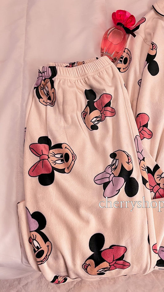 Minnie Mouse Out Let (pants )