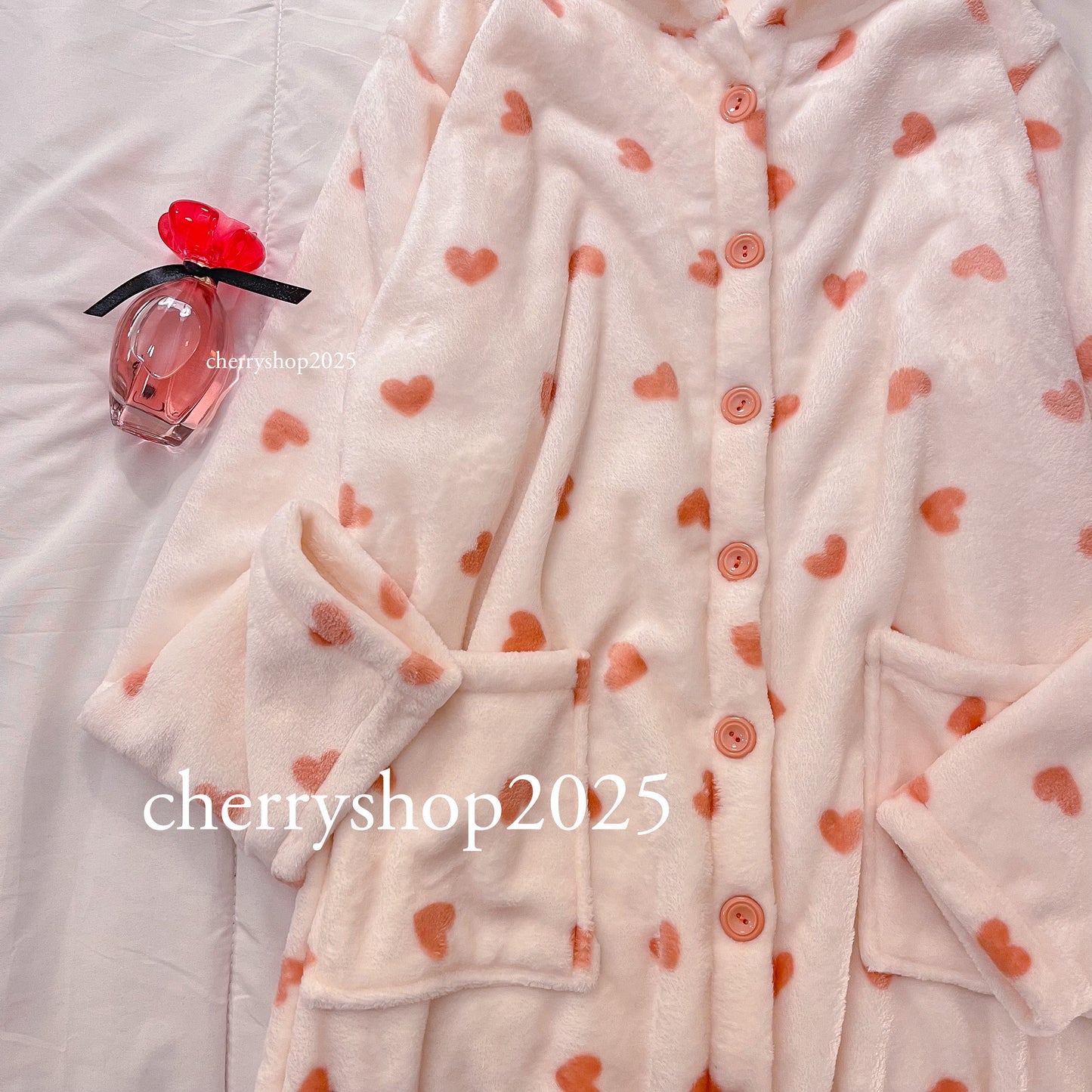 Creamy Hearts Blanket