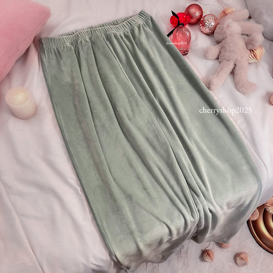 بنطلون قطيفة منت