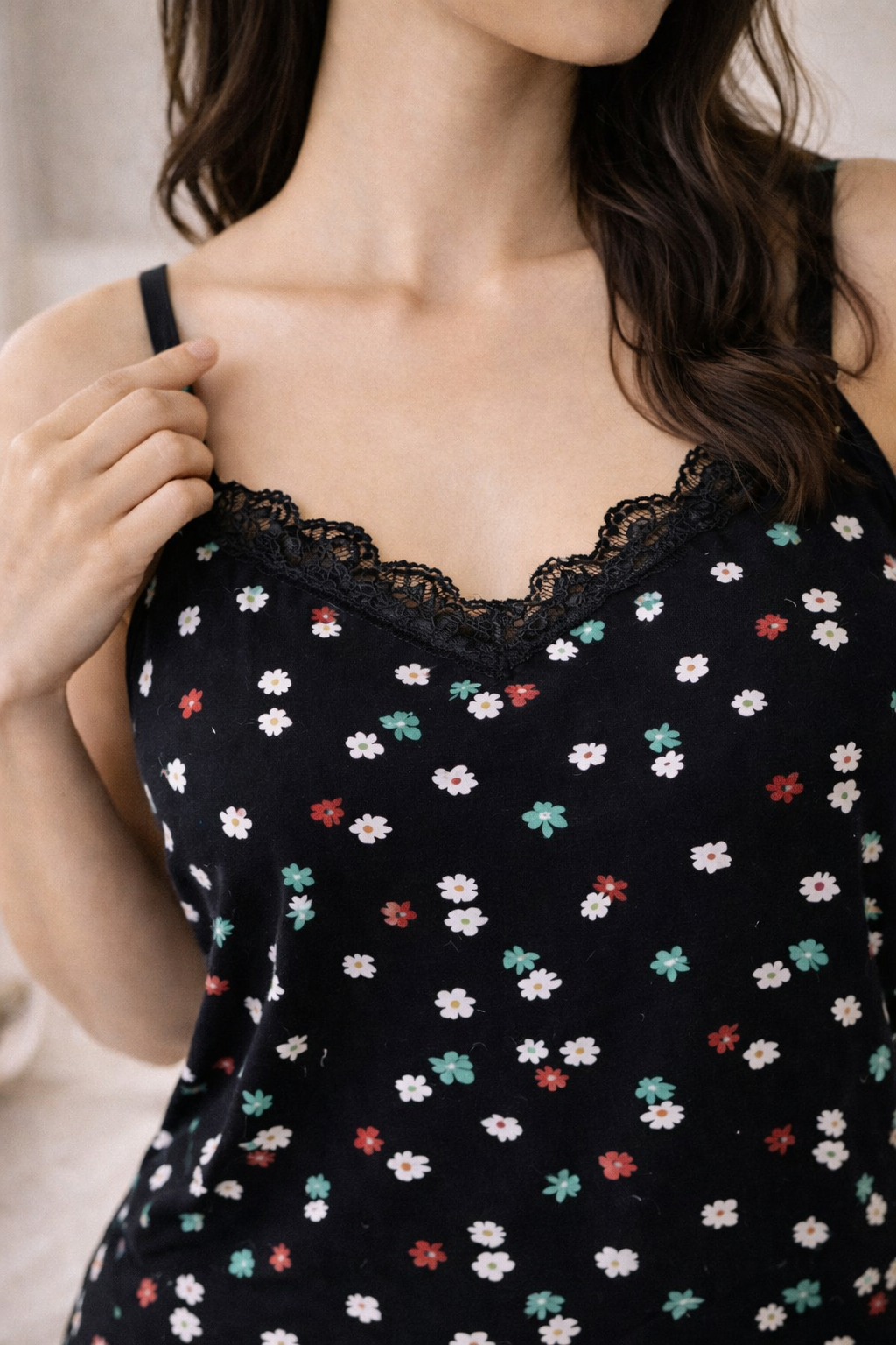 Comfy Black Flowers set