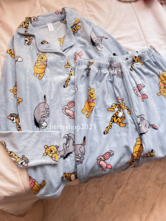Blue Winnie the Pooh PJ (لون أزرق)
