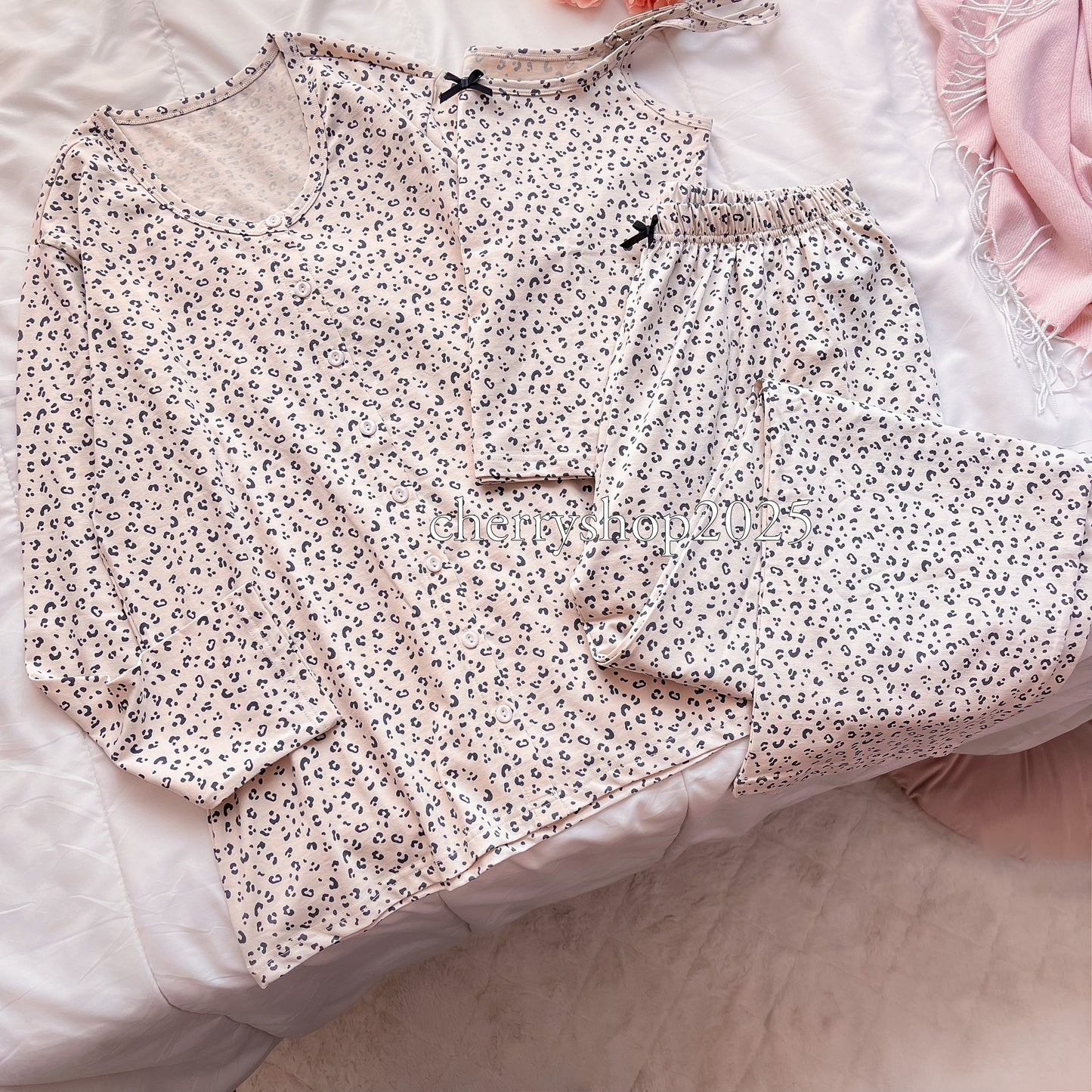 Vanilla Leopard Set