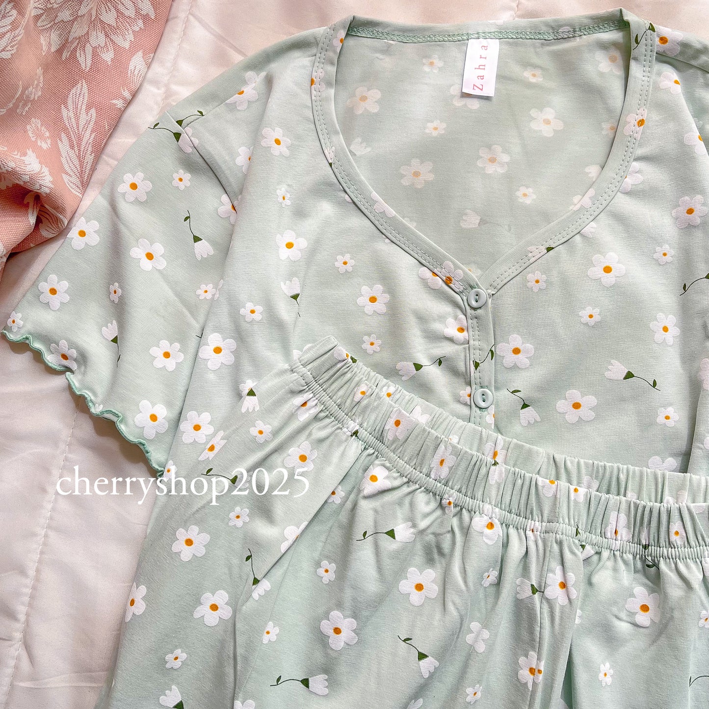 Sweet Daisy نص كم