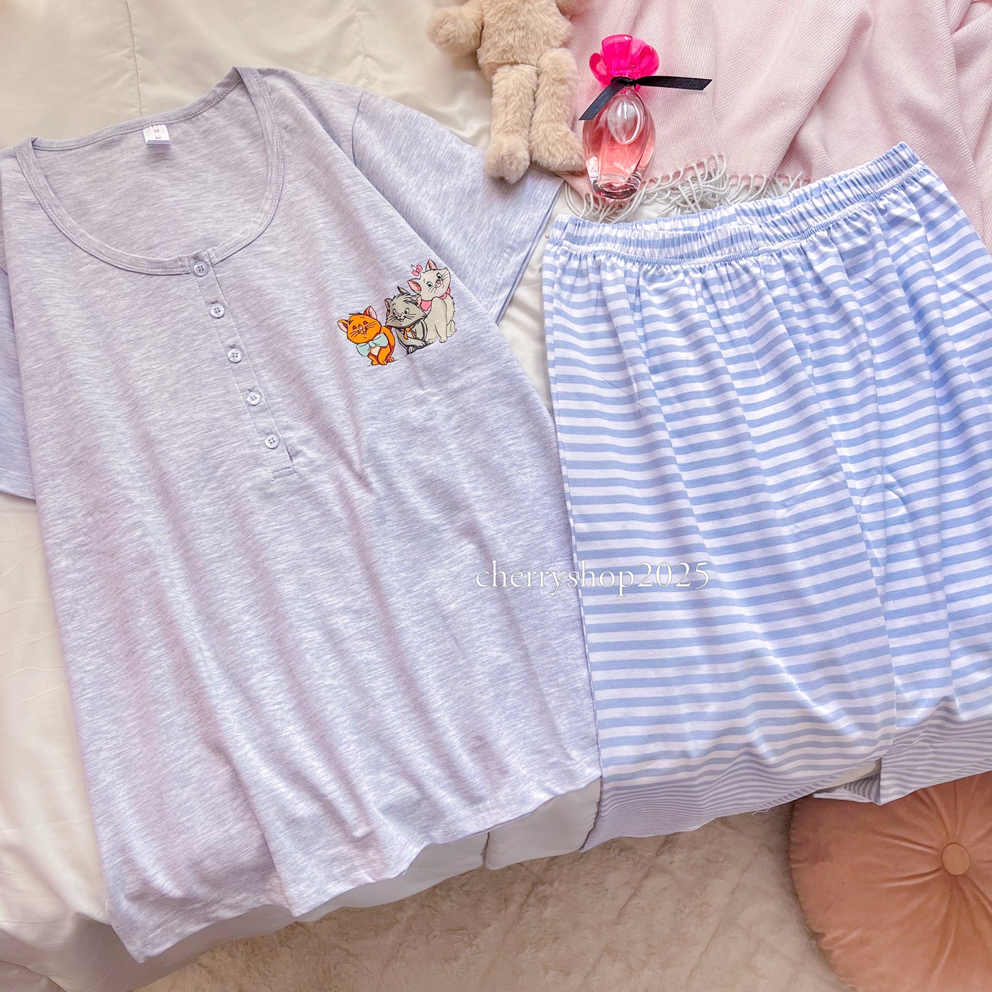 Three Kitten PJ نص كم