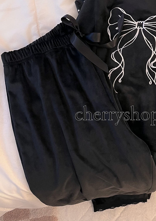 Black Pants Pajamas (Pants)قطيفة