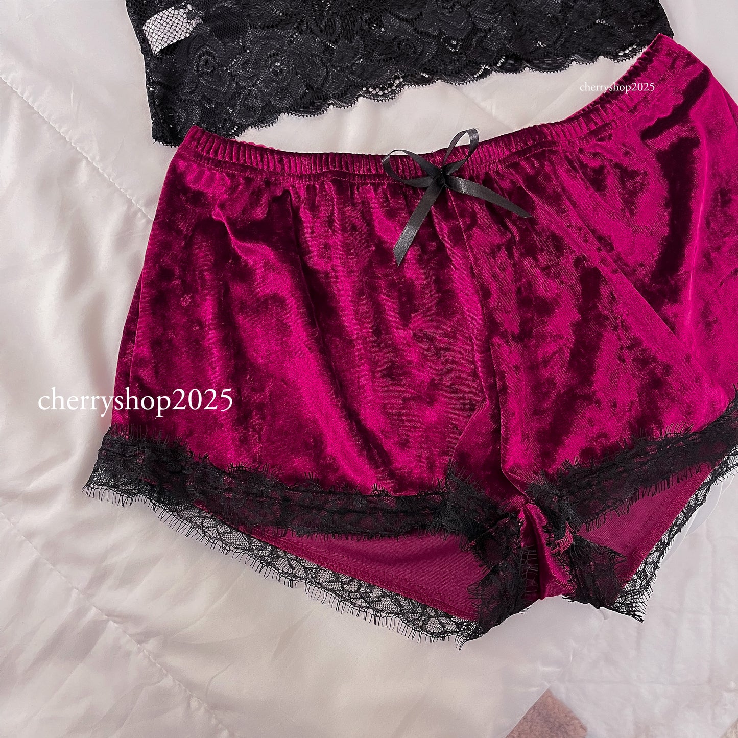 Velvet Lace Set