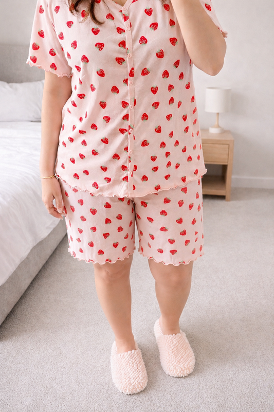 Strawberry Pj نص كم  شورت طويل